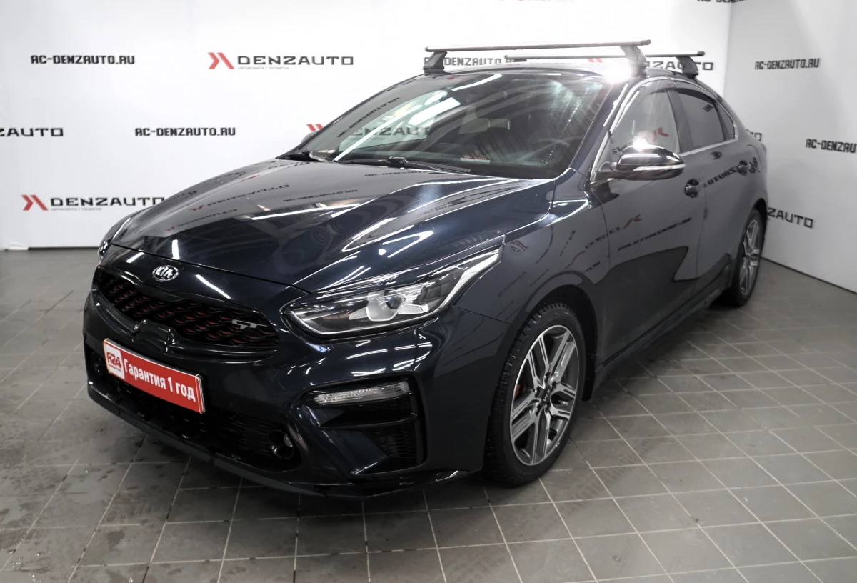 Купить Kia Cerato 2019 г.в. 145000 Автоматическая Бензин/2000 см3 за  2309500 руб. скидка 0 руб. в Кредит от 8.9% годовых.