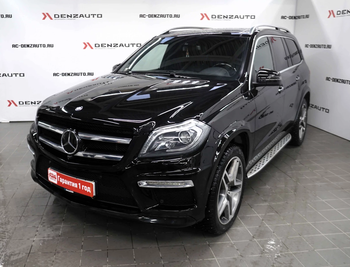 Купить Mercedes-Benz GL-Класс 2015 г.в. 180000 Автоматическая Бензин/4700  см3 за 3199500 руб. скидка 0 руб. в Кредит от 8.9% годовых.